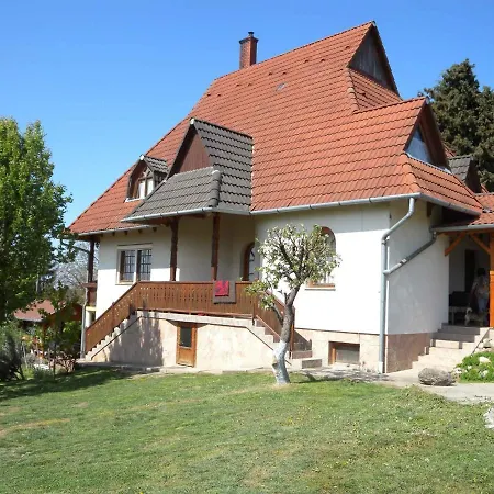 In Fonyod/balaton 18583 * Fonyód