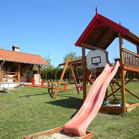 In - Balaton 18583 Fonyód