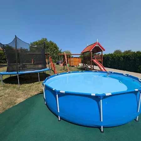 In - Balaton 18583 Appartement